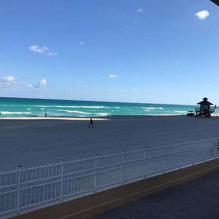 Sahara Beach Club Sunny Isles Beach Esterno foto